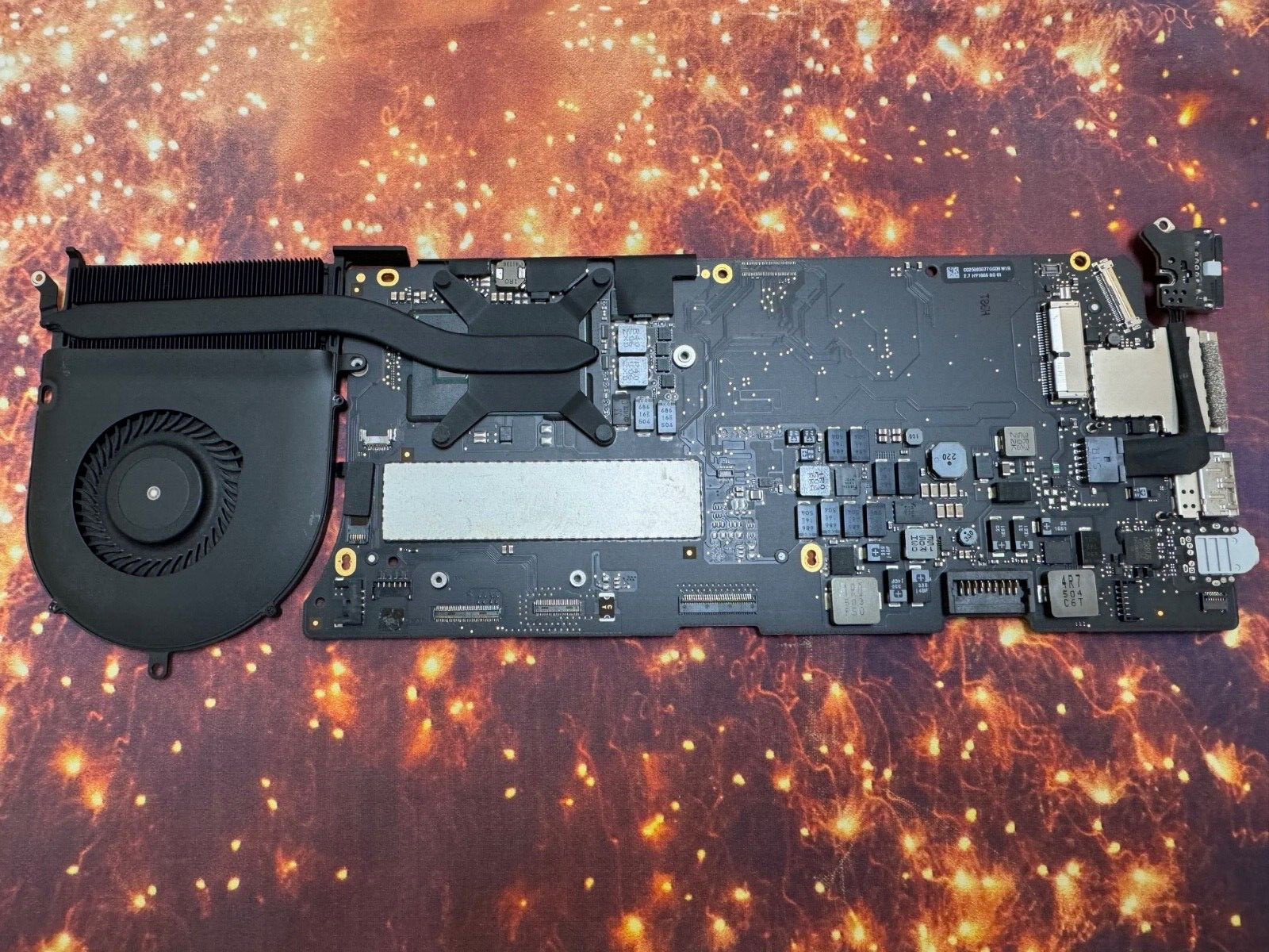 A1502 2015 OEM Logic Board 2.7GHz i5 8GB Apple MacBook Pro Retina 13"