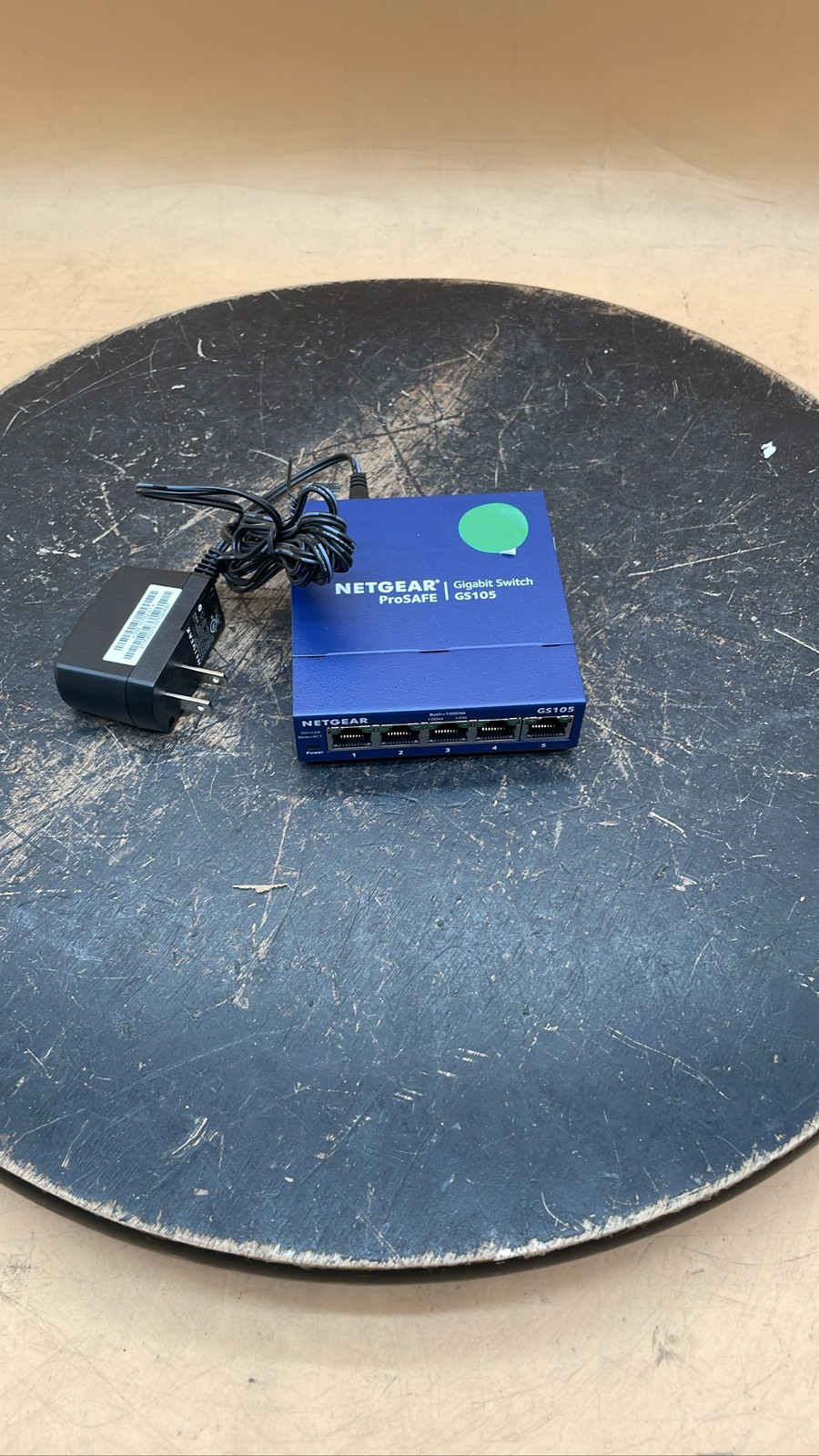 Netgear GS105v5 ProSAFE 5-Port Gigabit Network Ethernet Switch w/ Power Adapter