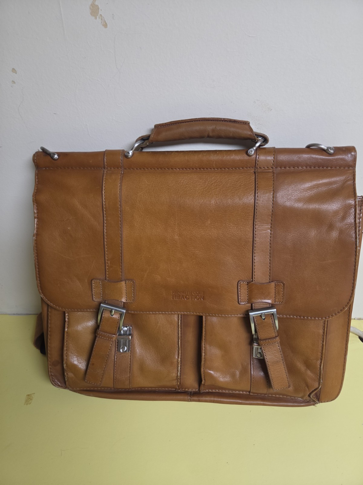 Kenneth Cole Reaction Messanger Bag