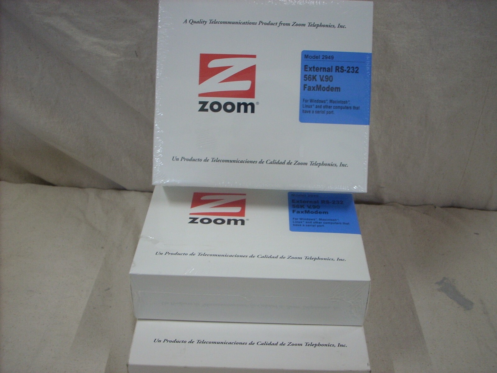 Zoom 2949 External 56K V.90 Fax Modem with Null Modem Cable