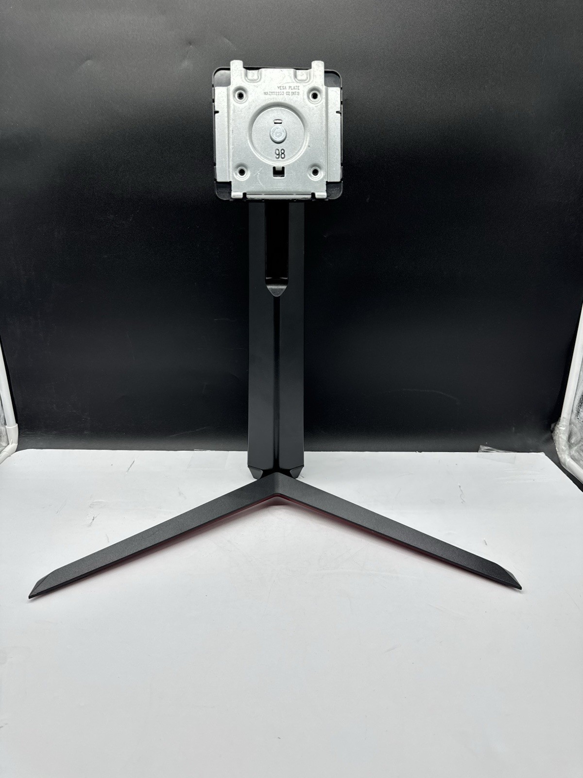 LG UltraGear Vesa Plate Monitor Stand MAZ652233 02 (NT1) Red/Black