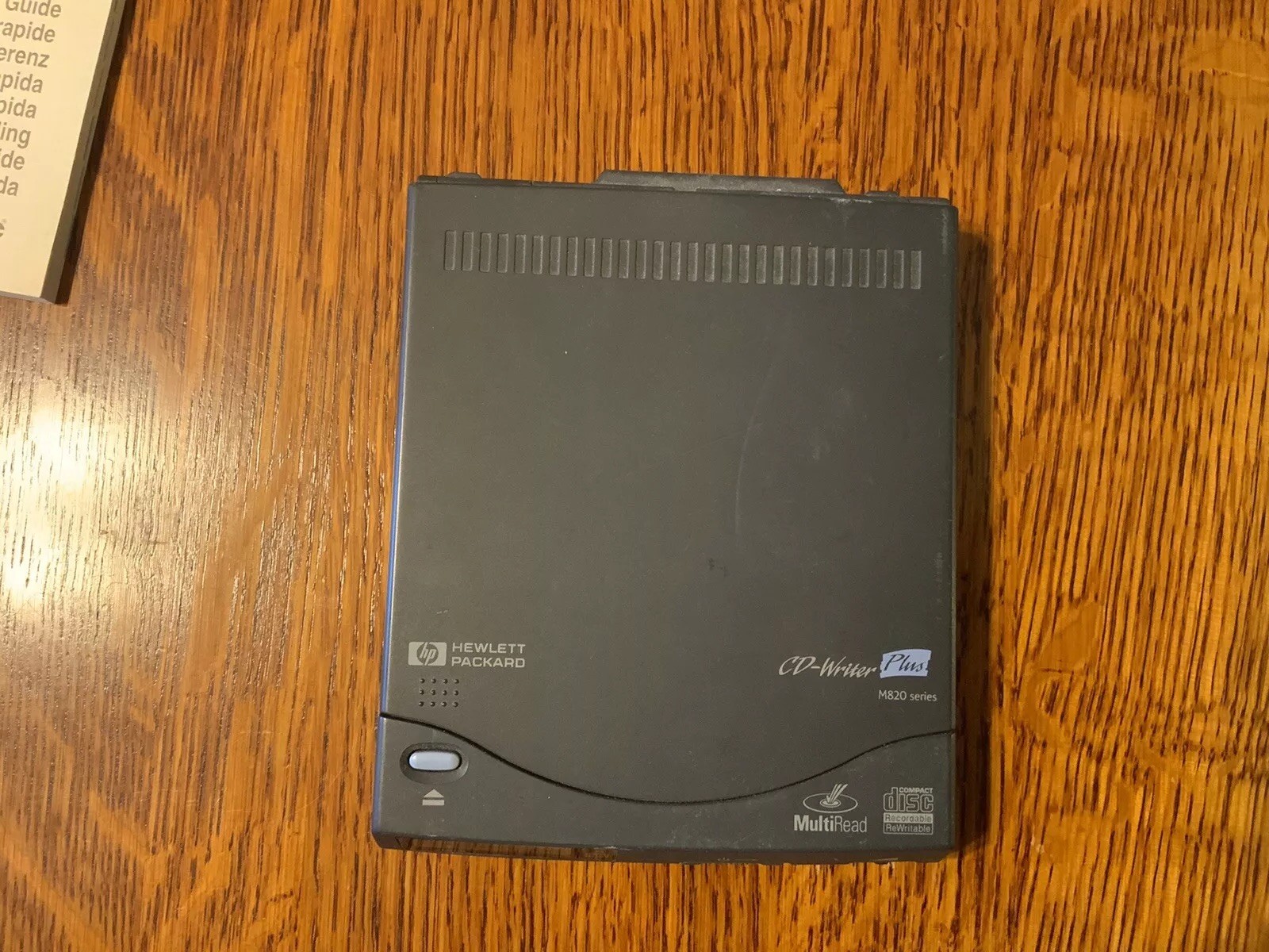 hp cd-writer plus m820e w/Adaptec Software