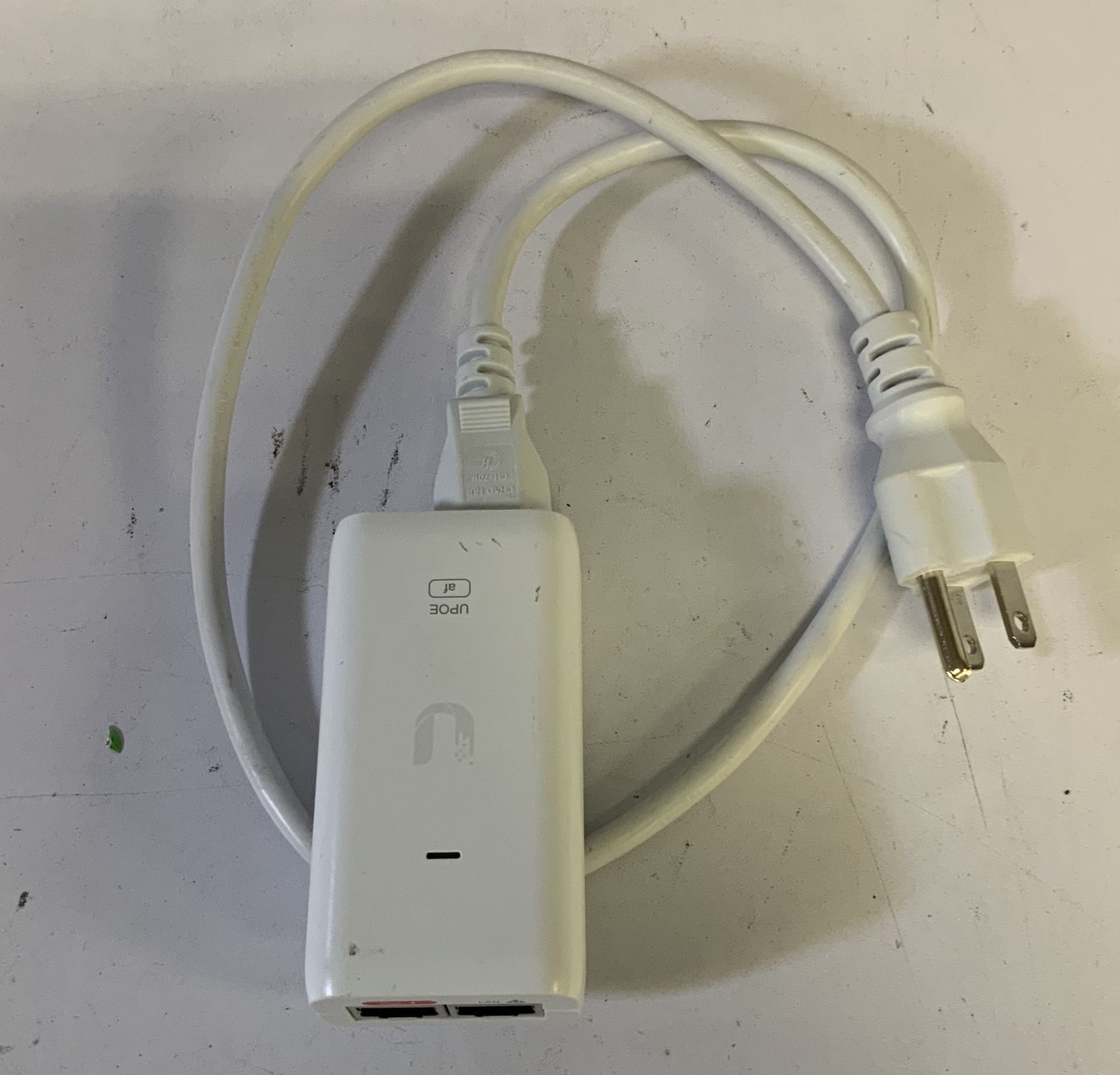 Ubiquiti GP-V480-032G Switching Gigabit Power Supply (U-POE-af), White "E6B"