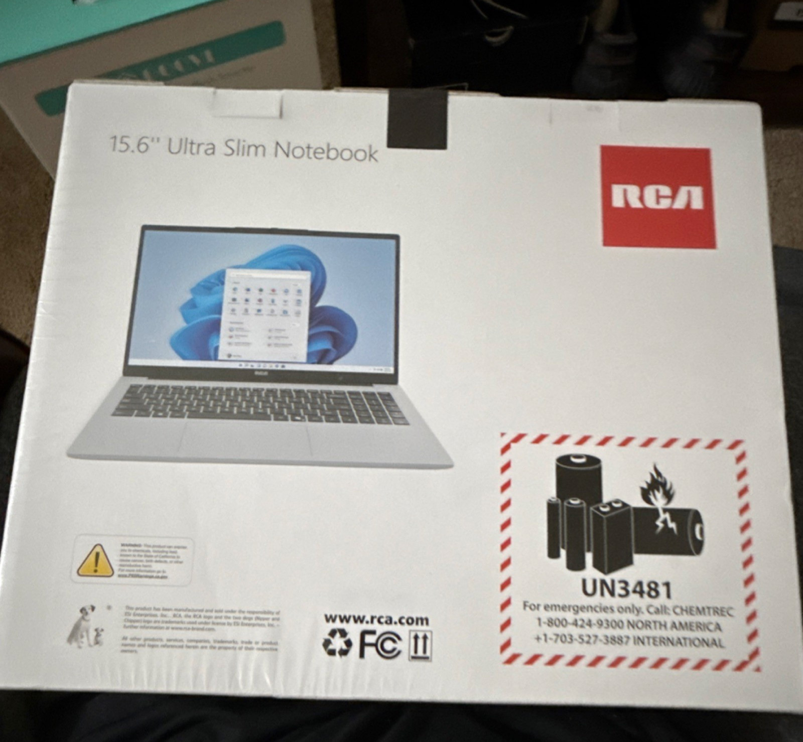 RCA Ultra Slim Notebook 15.6" Intel Pentium 4GB RAM 128GB SSD Windows Silver