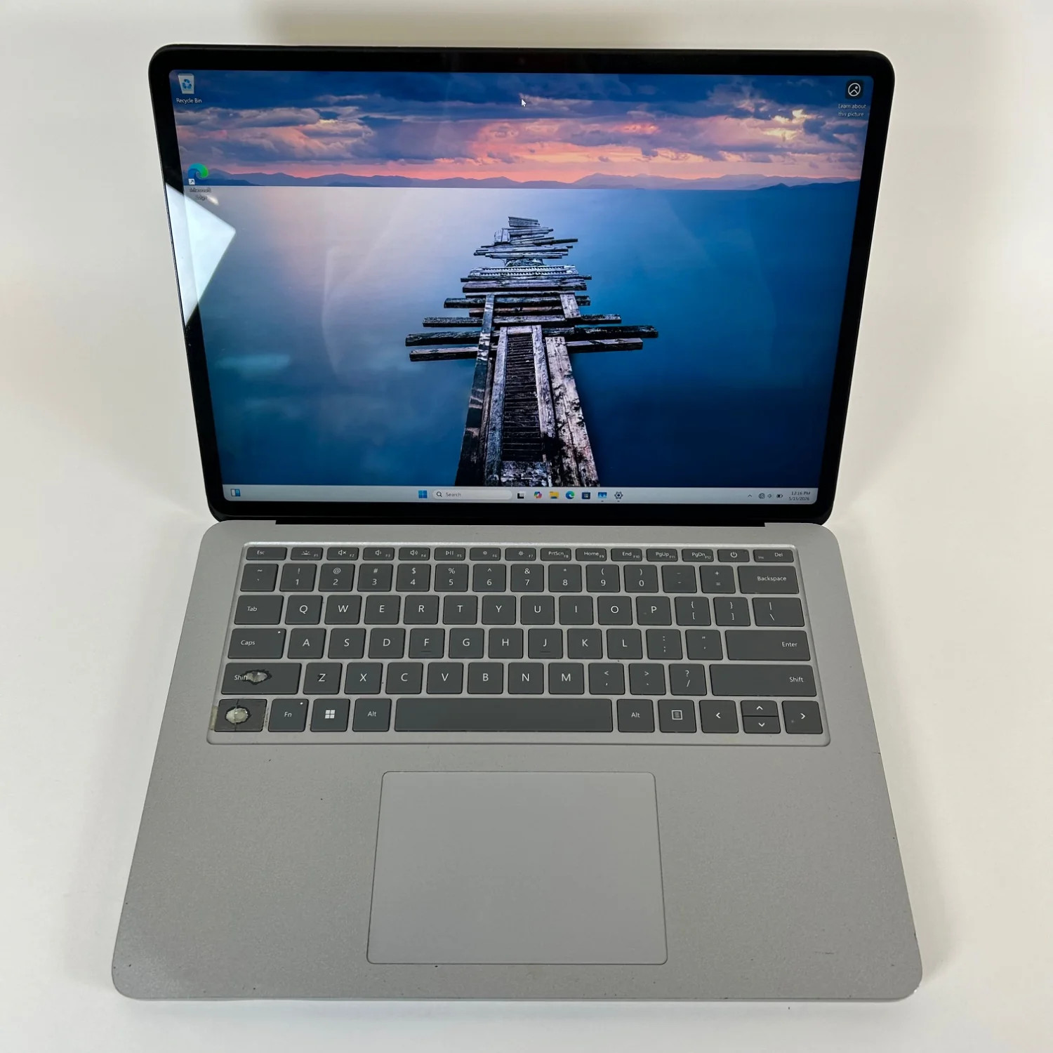 Microsoft Surface Laptop Studio 1 1964 14.4" i5-11300H 3.1GHz 16GB RAM 256GB SSD