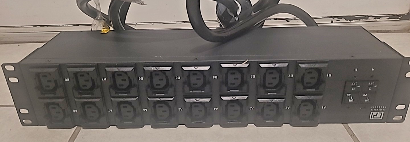 CPI Chatsworth Power Distribution TS1031012 110VAC-250VAC 30A 7500W 16 Outlets.