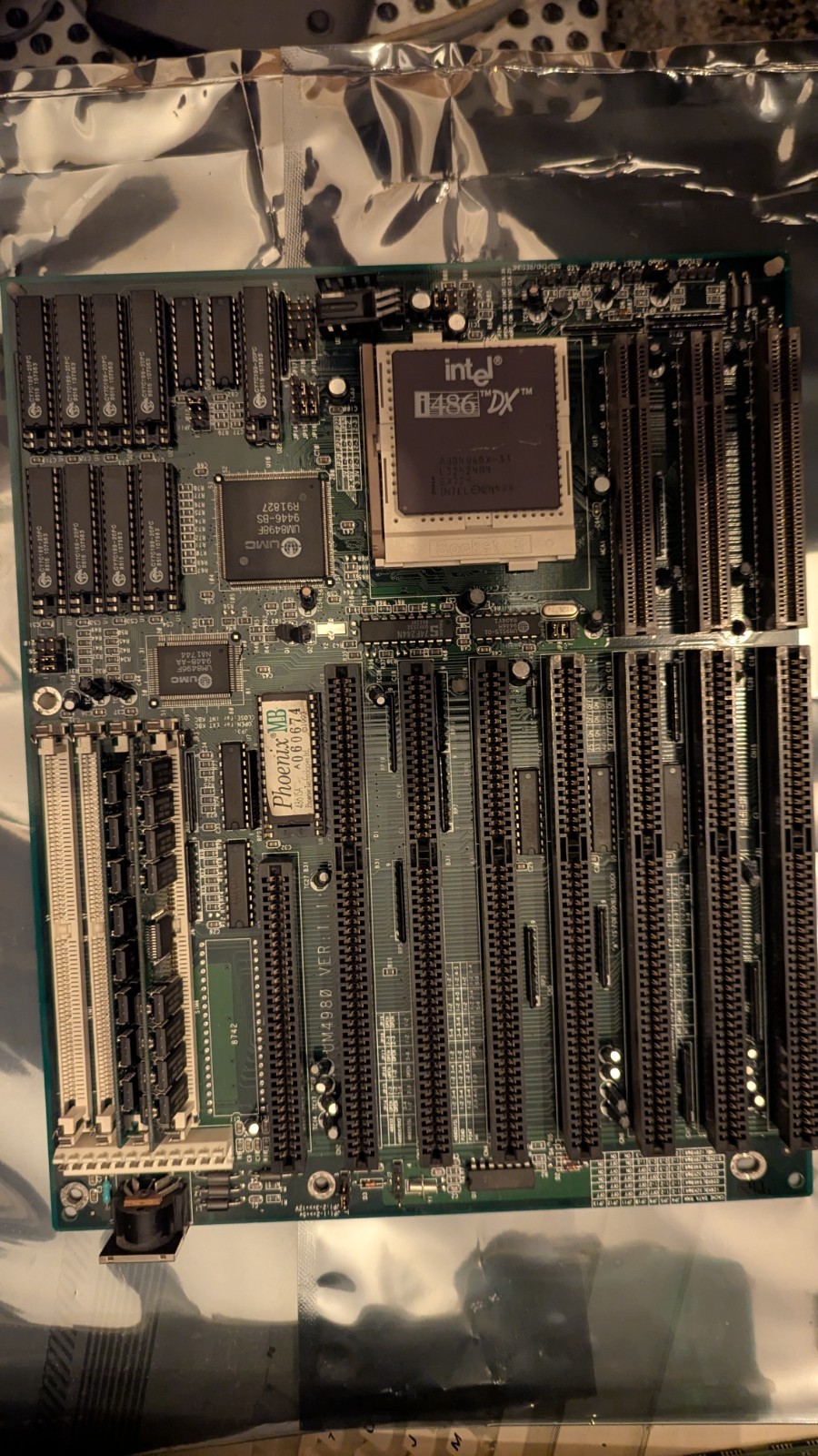 Elitegroup ECS UM4980 VLB Motherboard Socket 3 256KB Cache 12MB Ram Tested 