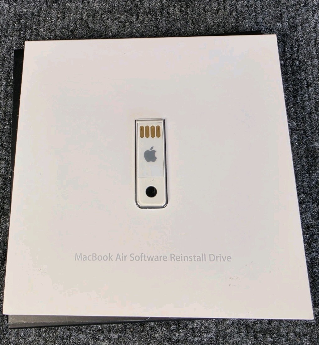 Apple MacBook Air Software Reinstall Drive Max OS X v 10.6 iLife 11 Model A1384
