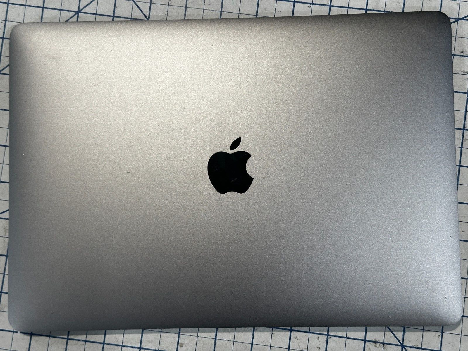 Apple MacBook Pro - A1989 - Laptop - 13