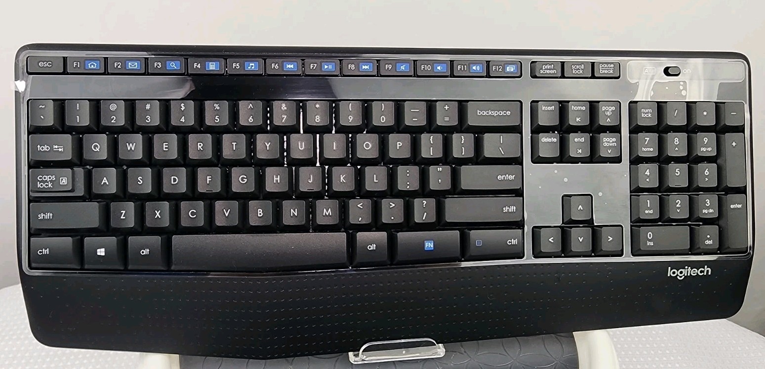 Logitech K345 Full-Sized Wireless Keyboard with Palm Rest NO DONGLE Used