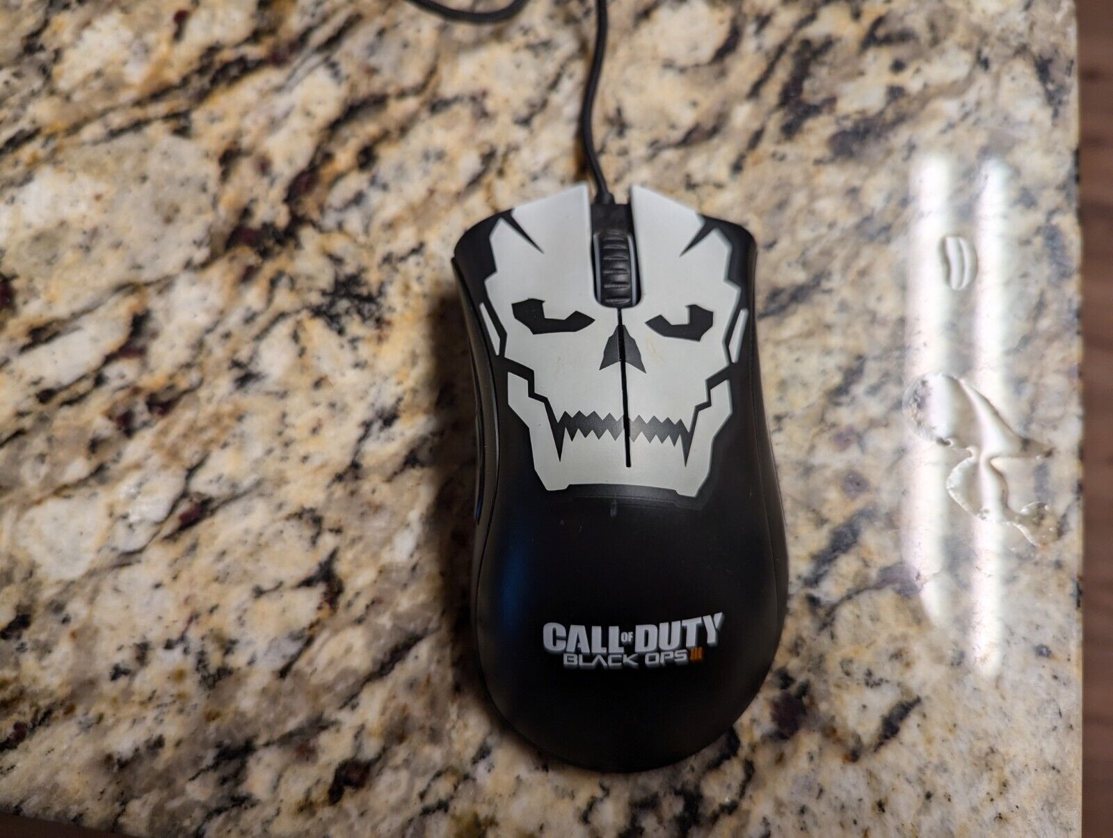 Razer DeathAdder Chroma Call Of Duty Black Ops 3 Gaming Mouse