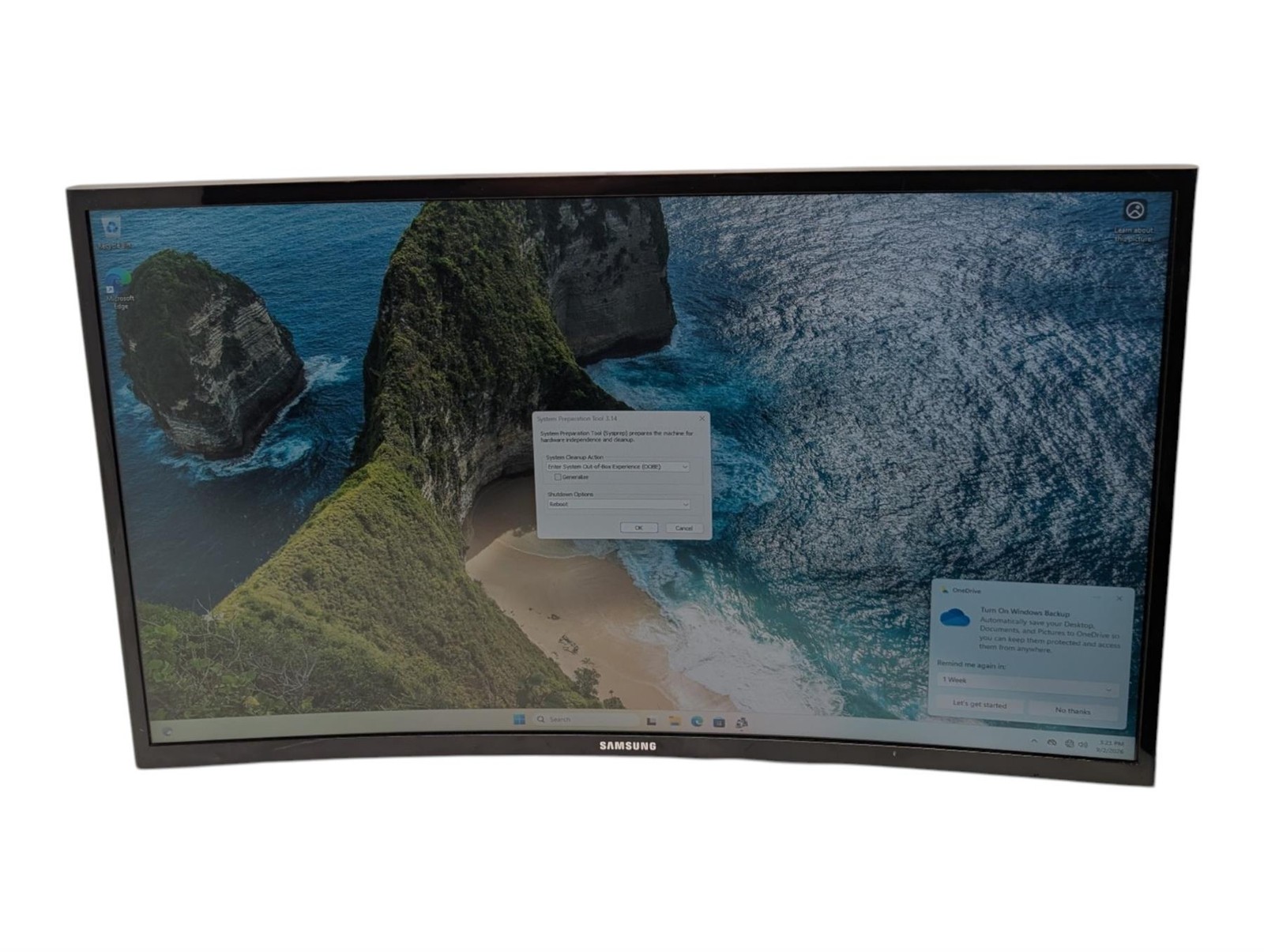 Samsung 390 Series C27F390FHN  Curved Monitor  NO Stand Grade-C