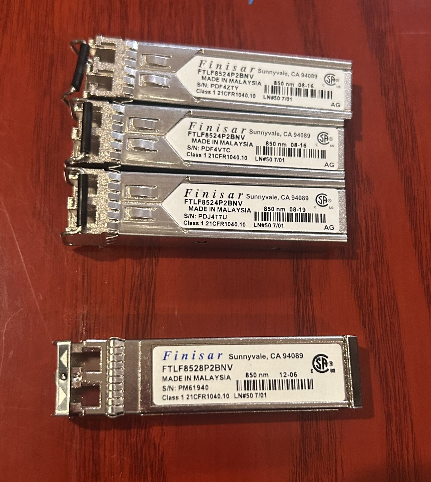 Finisar FTLF8524P2BNV (3) 4GB + FTLF8528P2BNV 8GB Fibre Channel SFP Transciever