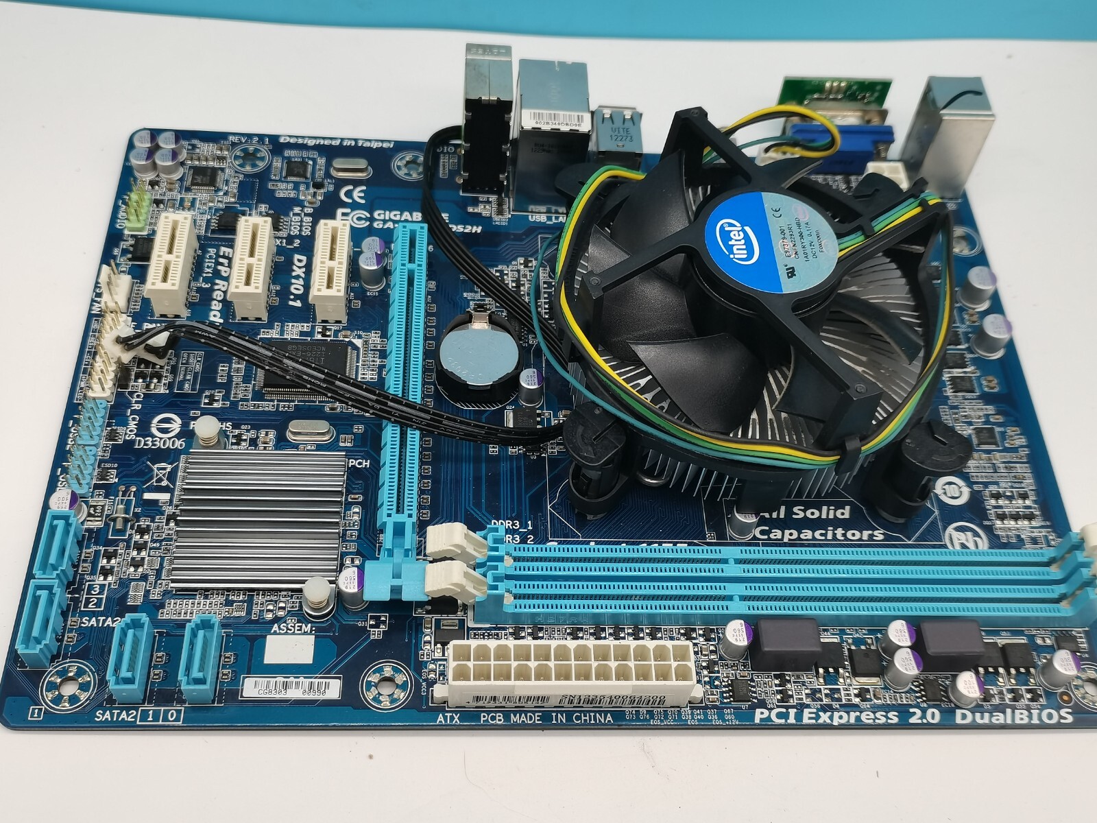 GIGABYTE GA-H61M-DS2H  Motherboard