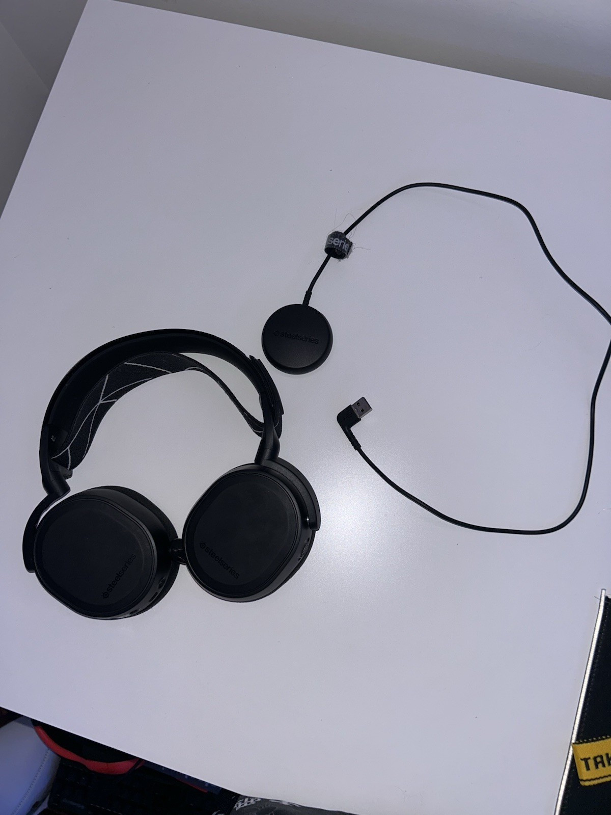 SteelSeries Arctis 9 USB Wireless Headset Boom Mic, NO CHARGER INCLUDED