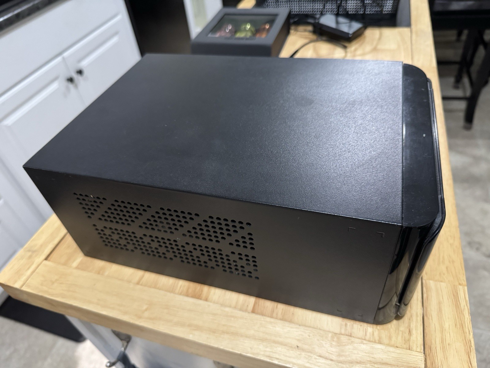 Custom Mini Small Form Factor Pc /Media Computer