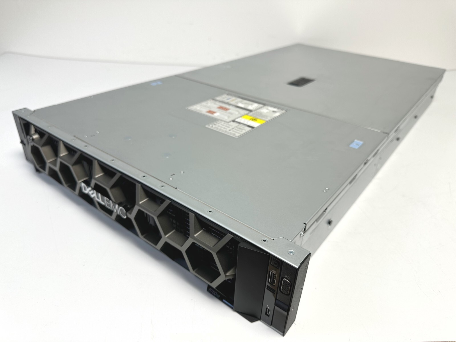 Dell PowerEdge R750xa 2x 4309Y 16-Core 64GB-R H755 2x 480GB SSD 800W 2U Server