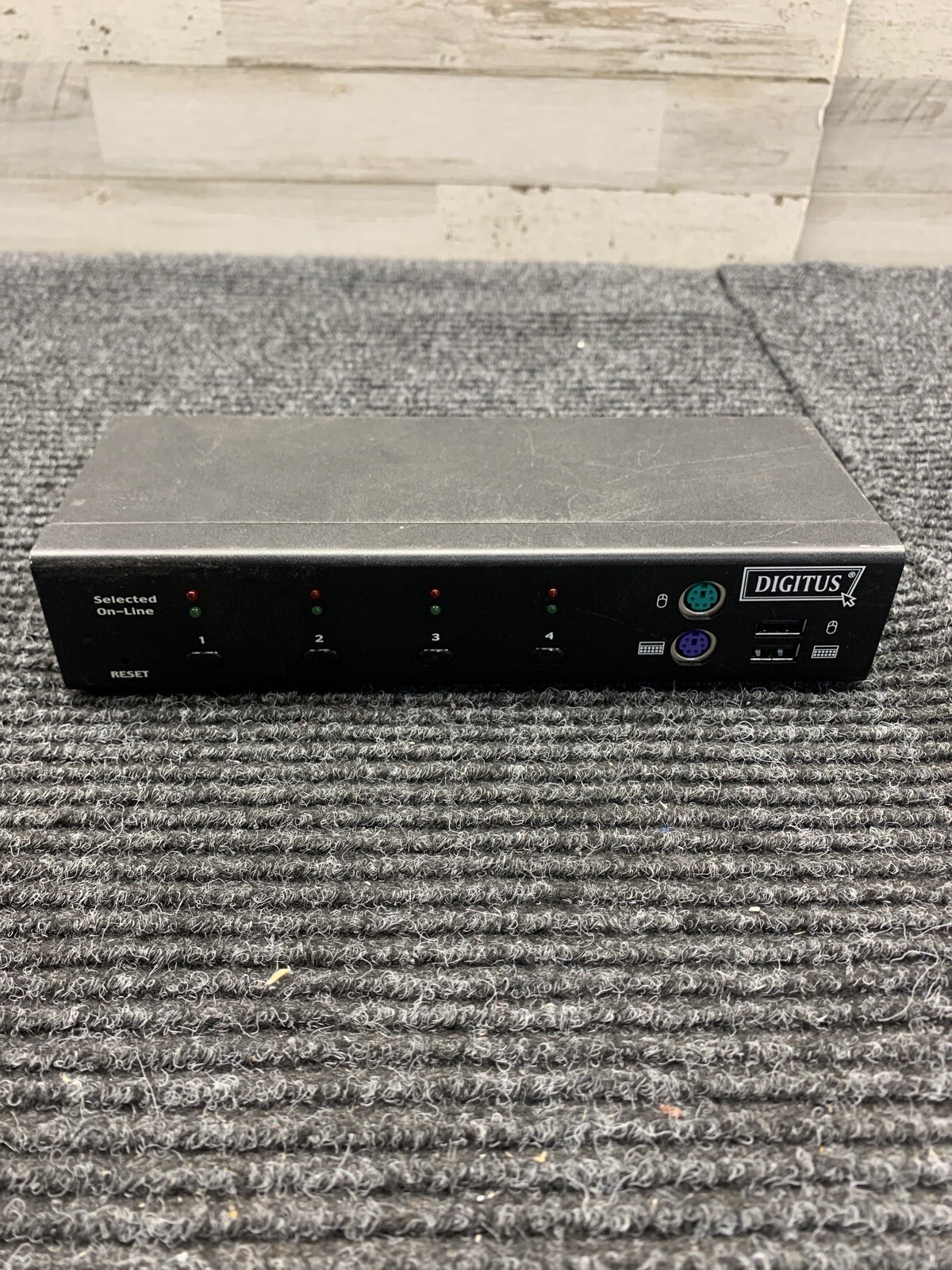 Used DIGITUS DC-12202-1 KVM Switch For USB & PS/2 Consoles No Other accessory  