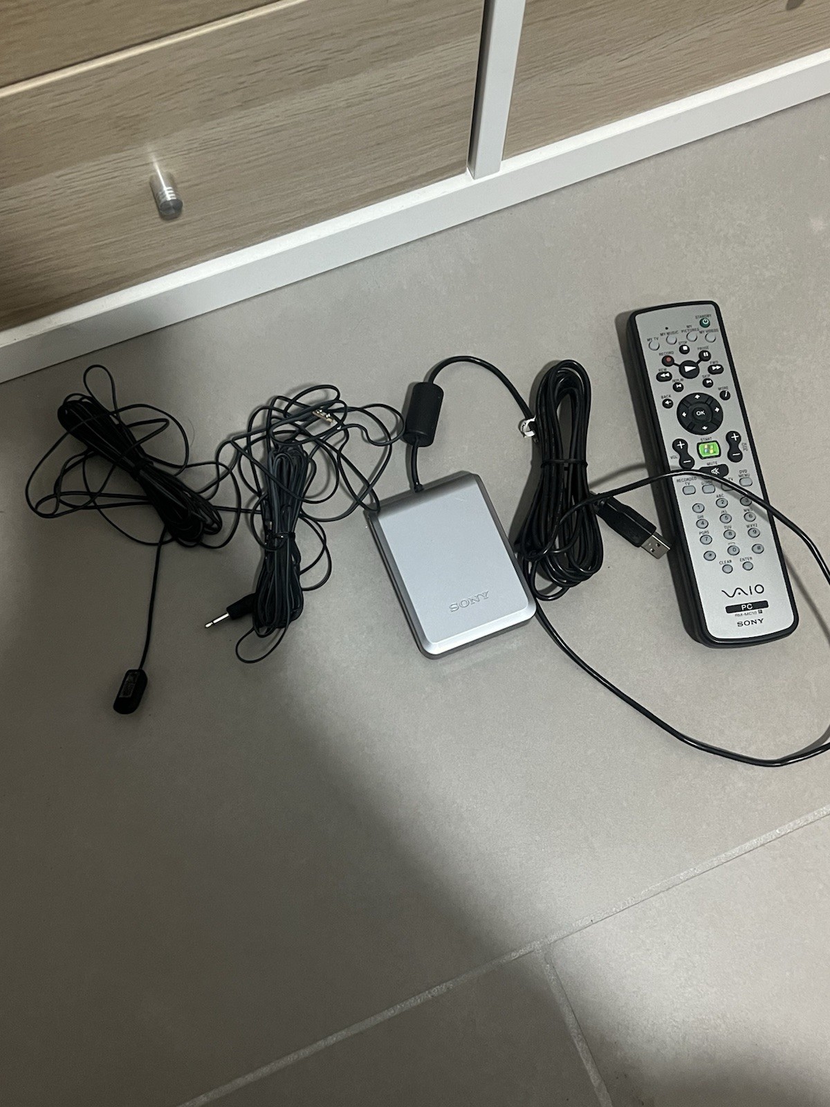 Sony Vaio Remote RM-MC10 w/ Infrared Receiver PCVA-IR8U