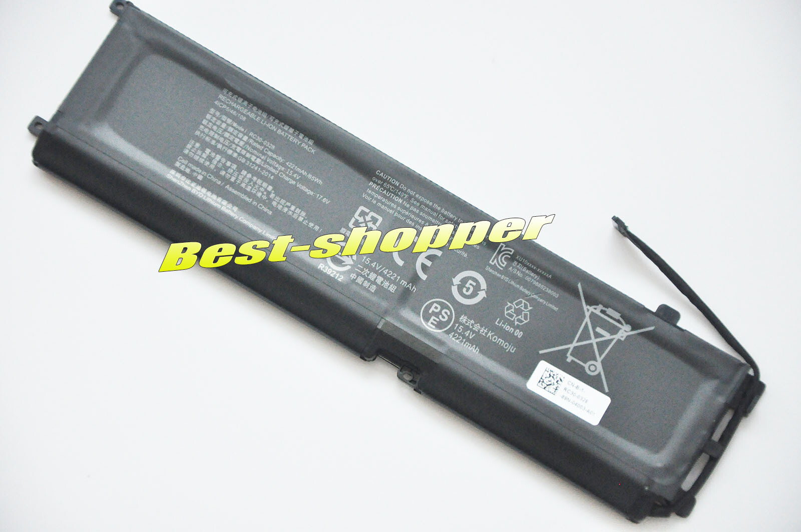 USA RC30-0328 GENUINE RAZER BATTERY 15.4V RZ09-03286E22 New