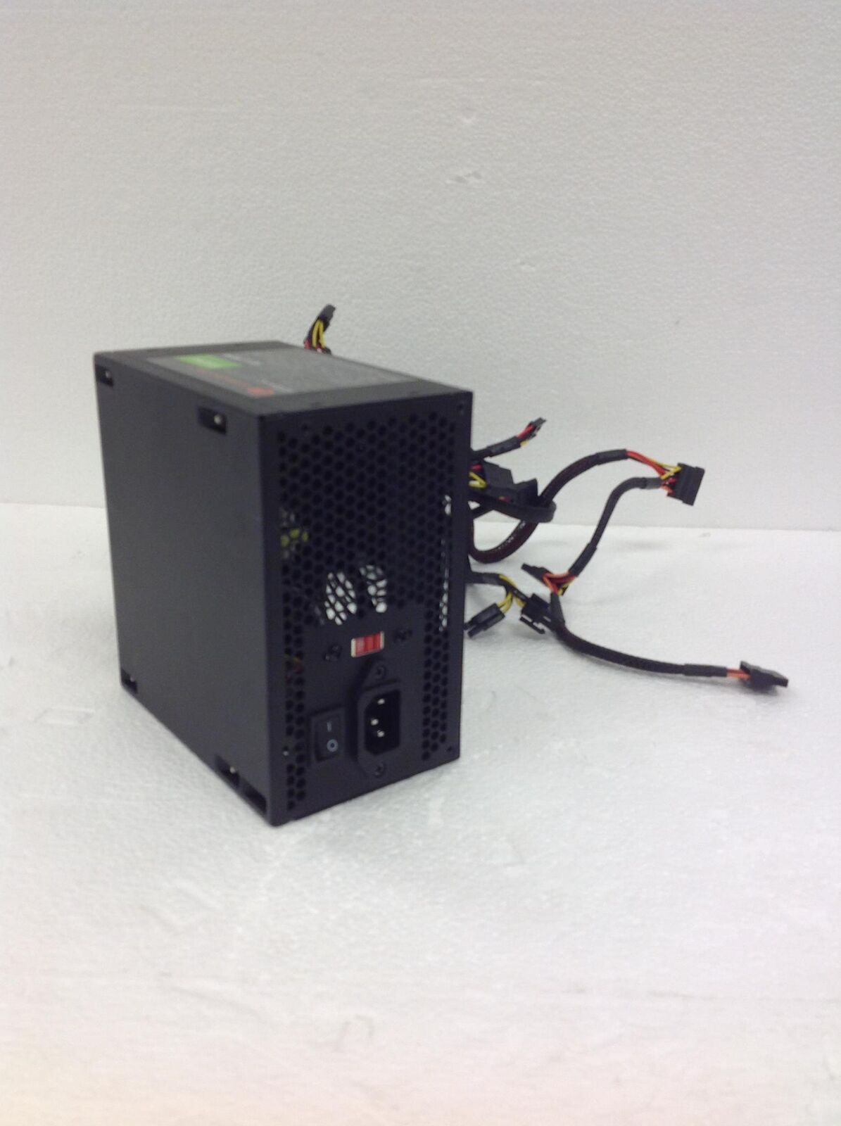 Apower AK Series Power Supply 680W Used  Great Deal