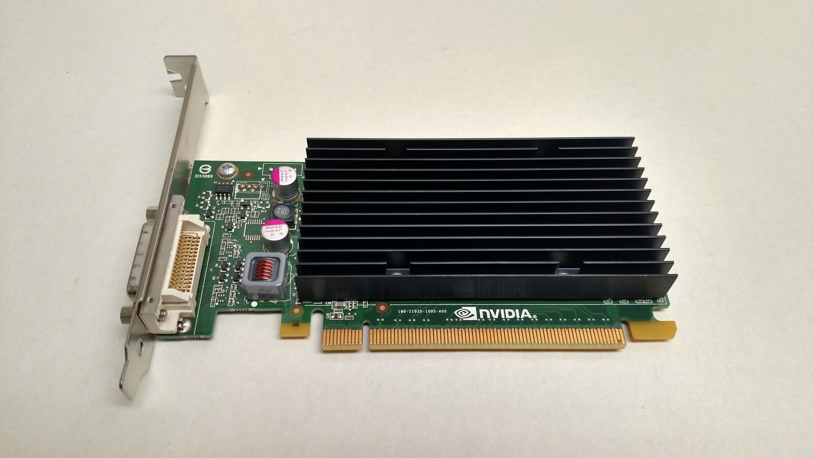 NVIDIA Quadro NVS 300 512 MB GDDR3 PCI Express 2.0 x16 Video Card