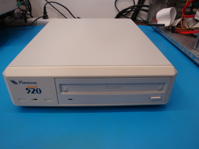 Plasmon MOD520E External SCSI MO Drive 5.2GB MOD520