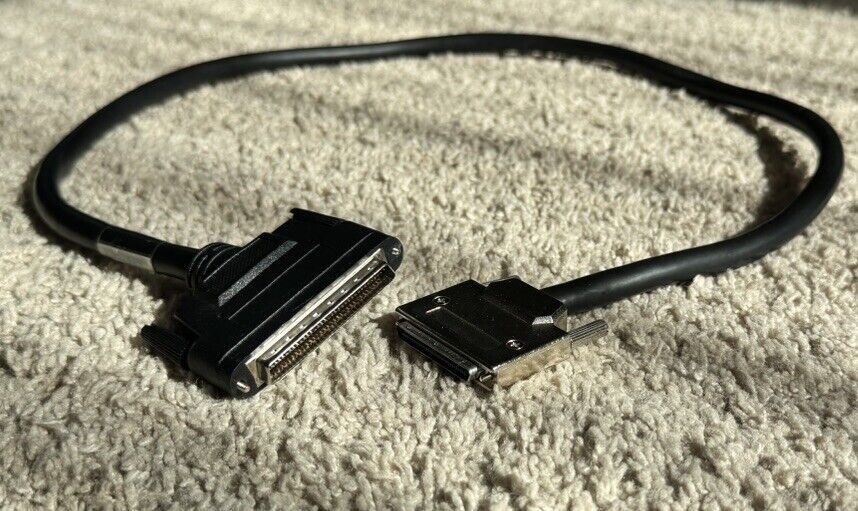 VHDCI (68 Pin Male) to HD68 (Male)  3’ SCSI Cable