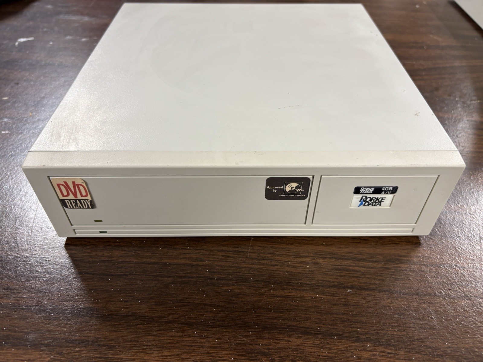 Rorke Data Vintage External 4GB SCSI Hard Disk Drive