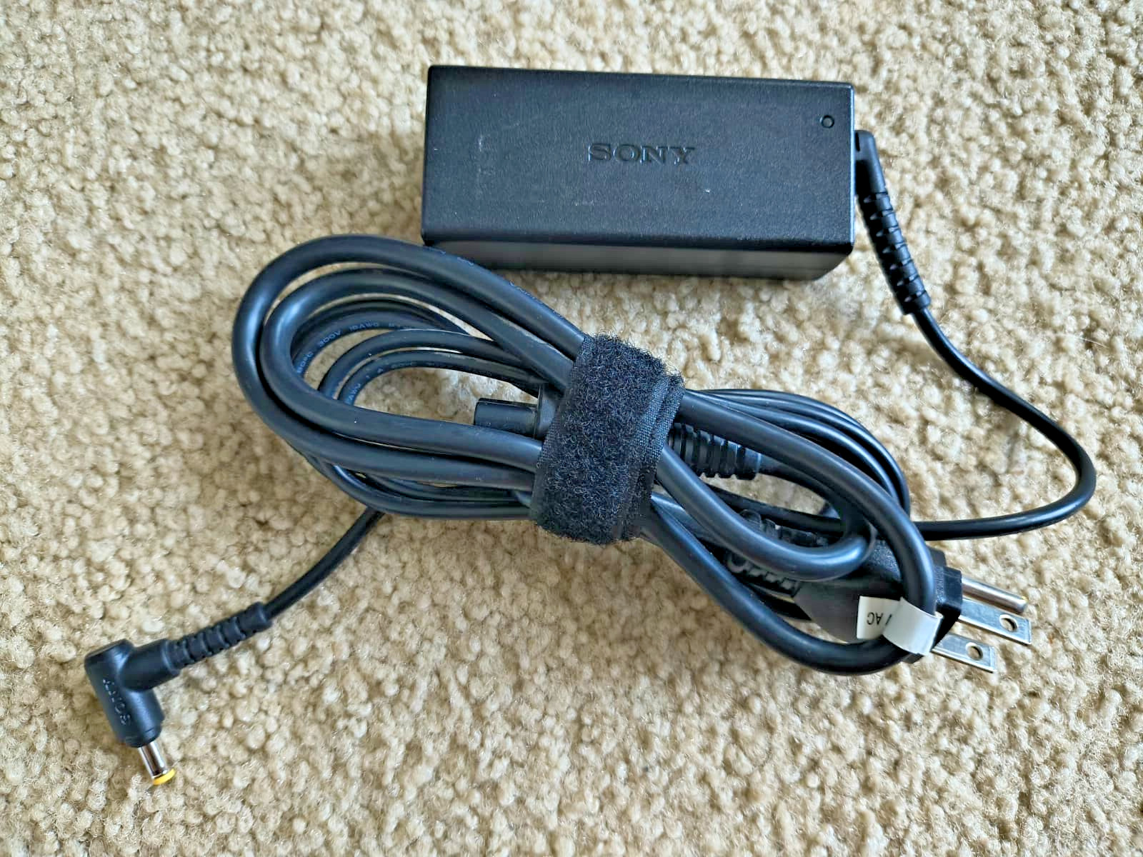 Sony 10.5V 4.3A AC Power Adapter | Model: VGP-AC10V8 *USED TESTED*