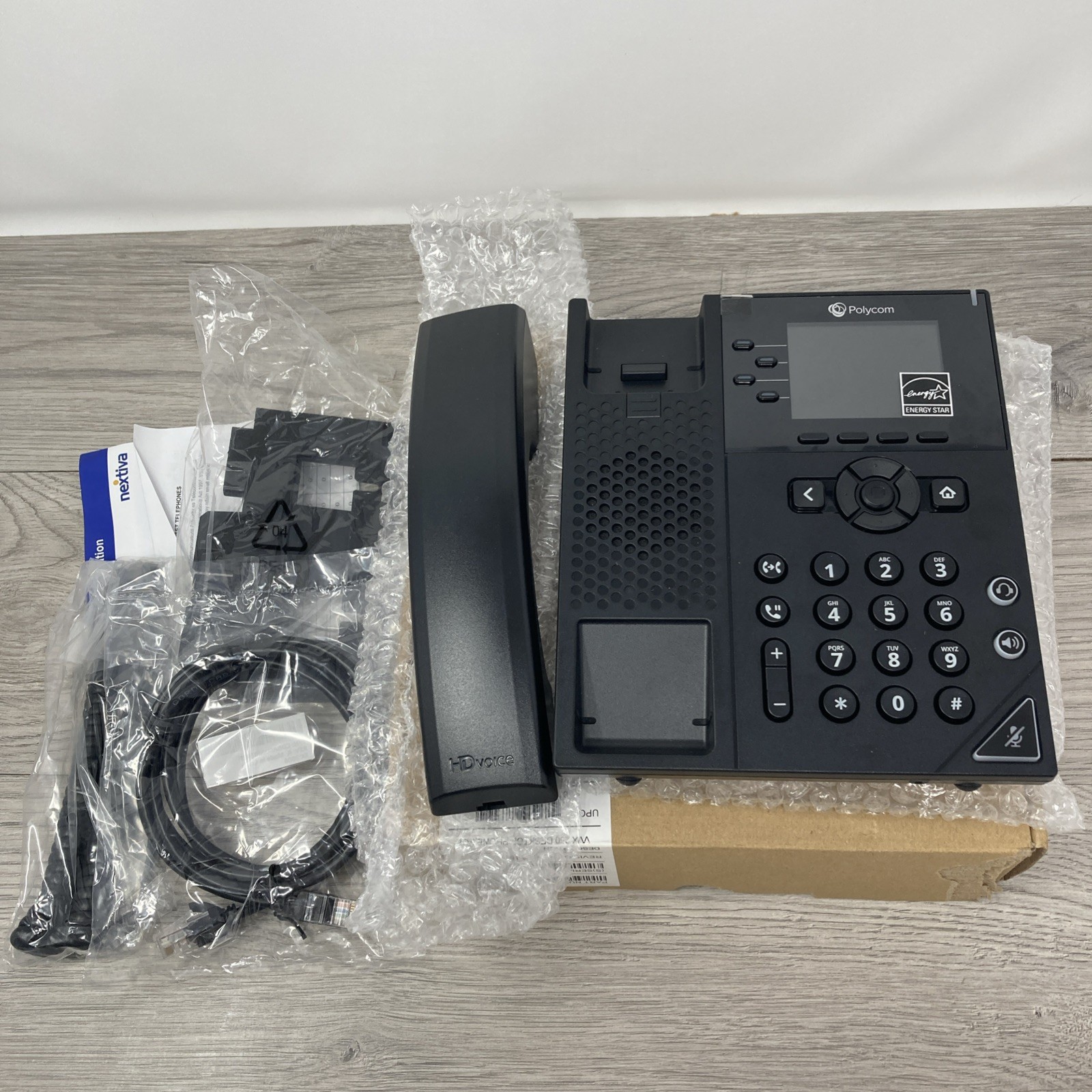 Polycom VVX 250 IP Phone 4-Line Desktop Business Home Office 2200-48820-025 NEW