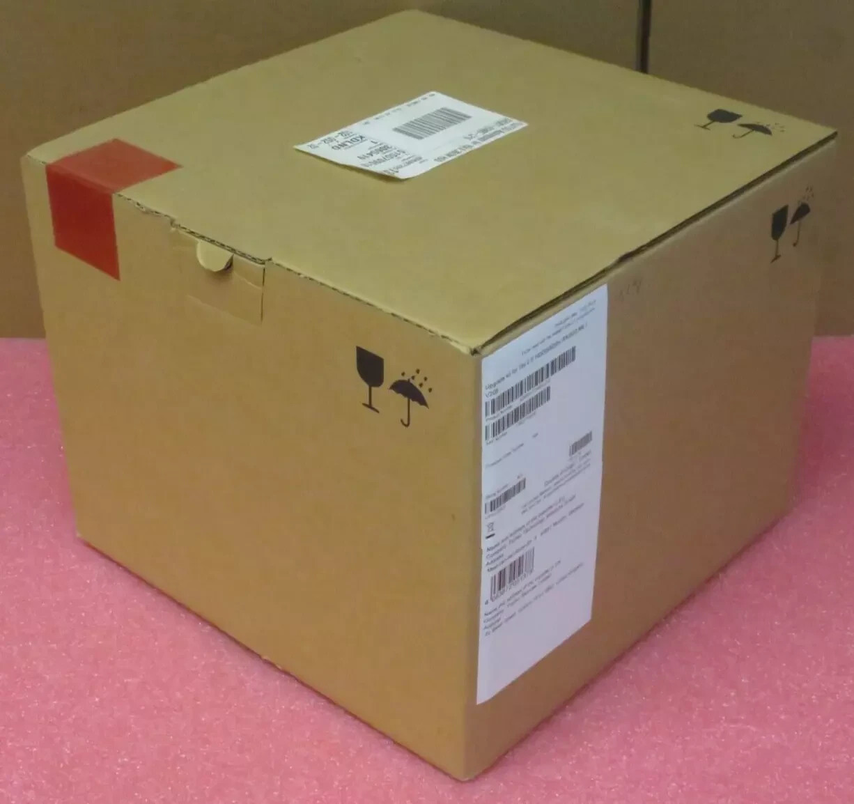 New Fujitsu Primergy RX2520 M4 8x to 16x 2.5" HDD Upgrade Kit S26361-F2495-L216