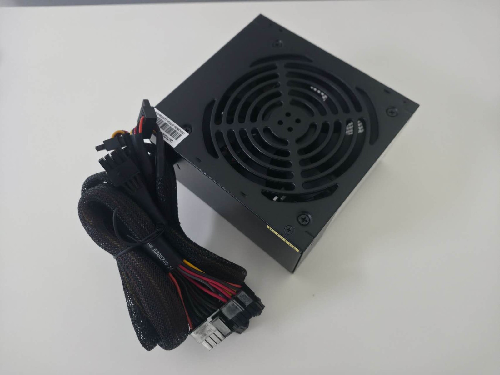 Channel Well Technology CWT GPT500S-A 80 Plus Bronze 500W Switching Power Supply