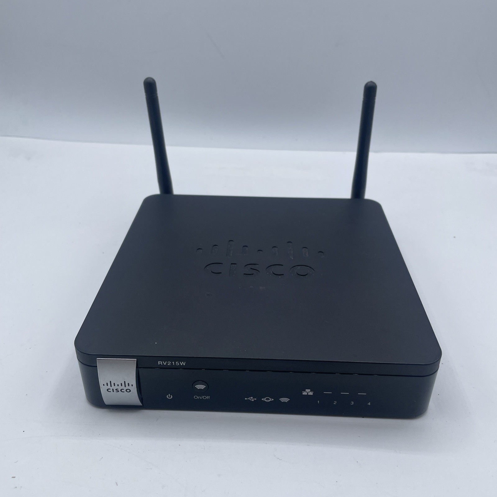 Cisco RV180W Wireless-N Multifunction VPN 4-Port Router No AC Adapter