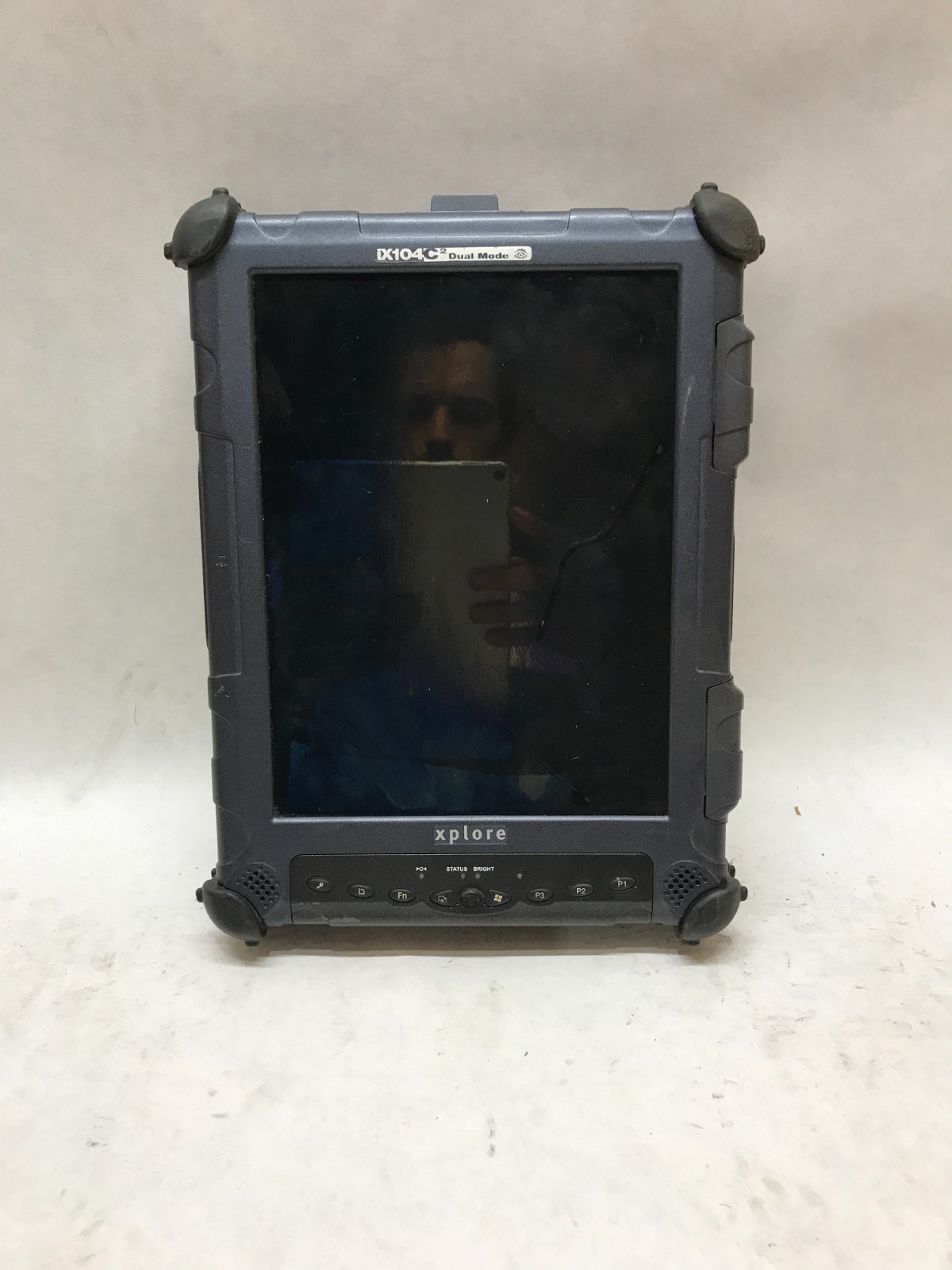 Xplore iX104 Tablet 10" Intel Pentium NO RAM NO HDD/OS For Parts NO POWER - DW