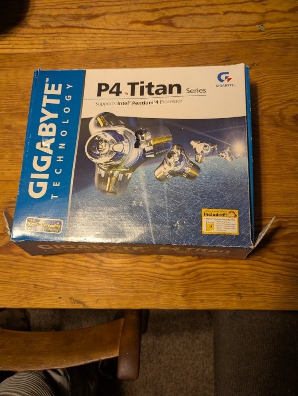 Gigabyte GA-8ST800 Intel P4 Titan Series Motherboard Socket 478