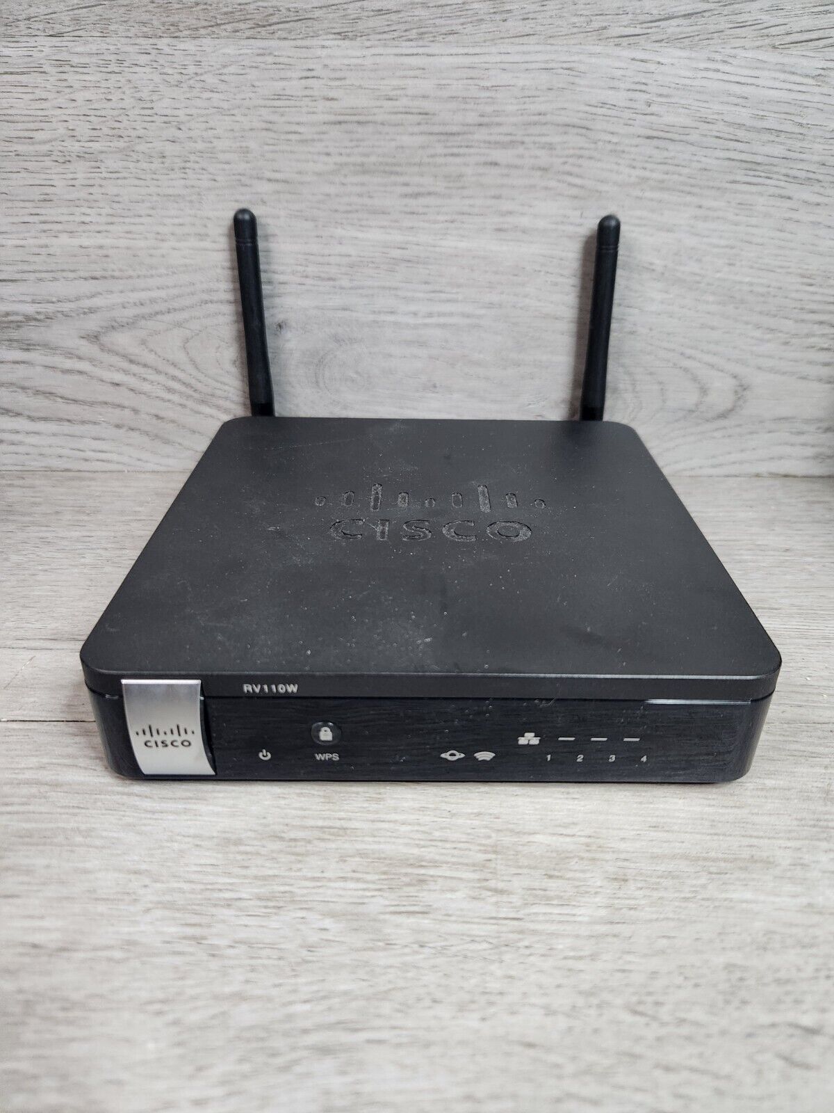 Cisco RV110W Wireless-N VPN Firewall RV110W-A-NA-K9 V03 with AC Adapter