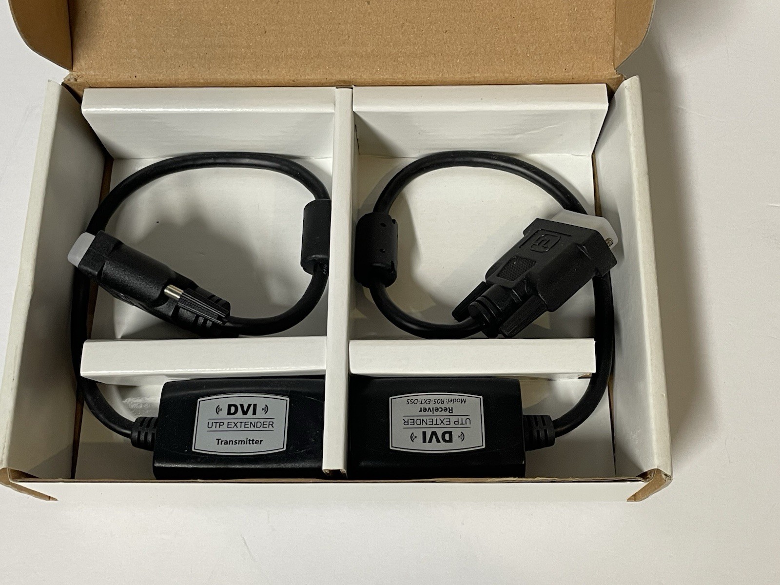 L-com R05-EXT-DSS UTP DVI-D Single Link Extender