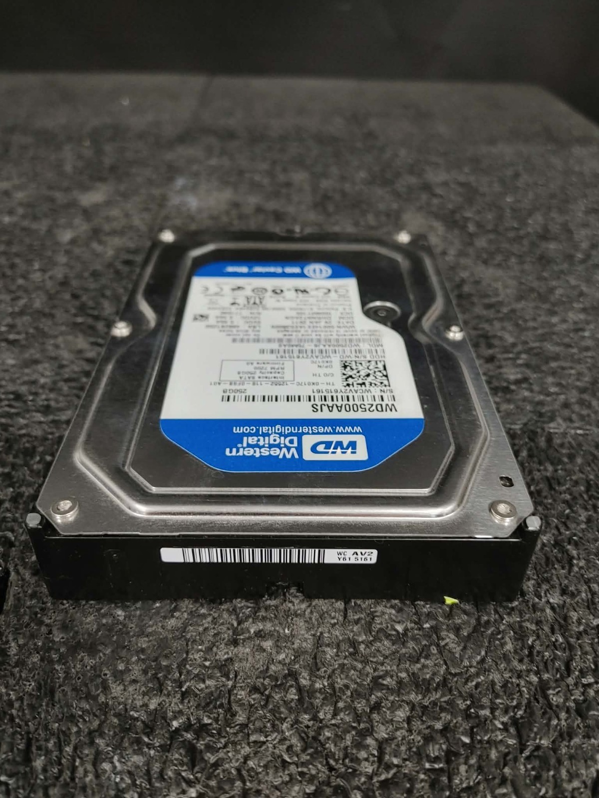 Dell K017C WD2500AAJS-75M0A0 250GB 7.2K RPM 8MB 3Gbps SATA 3.5" HDD Hard Drive