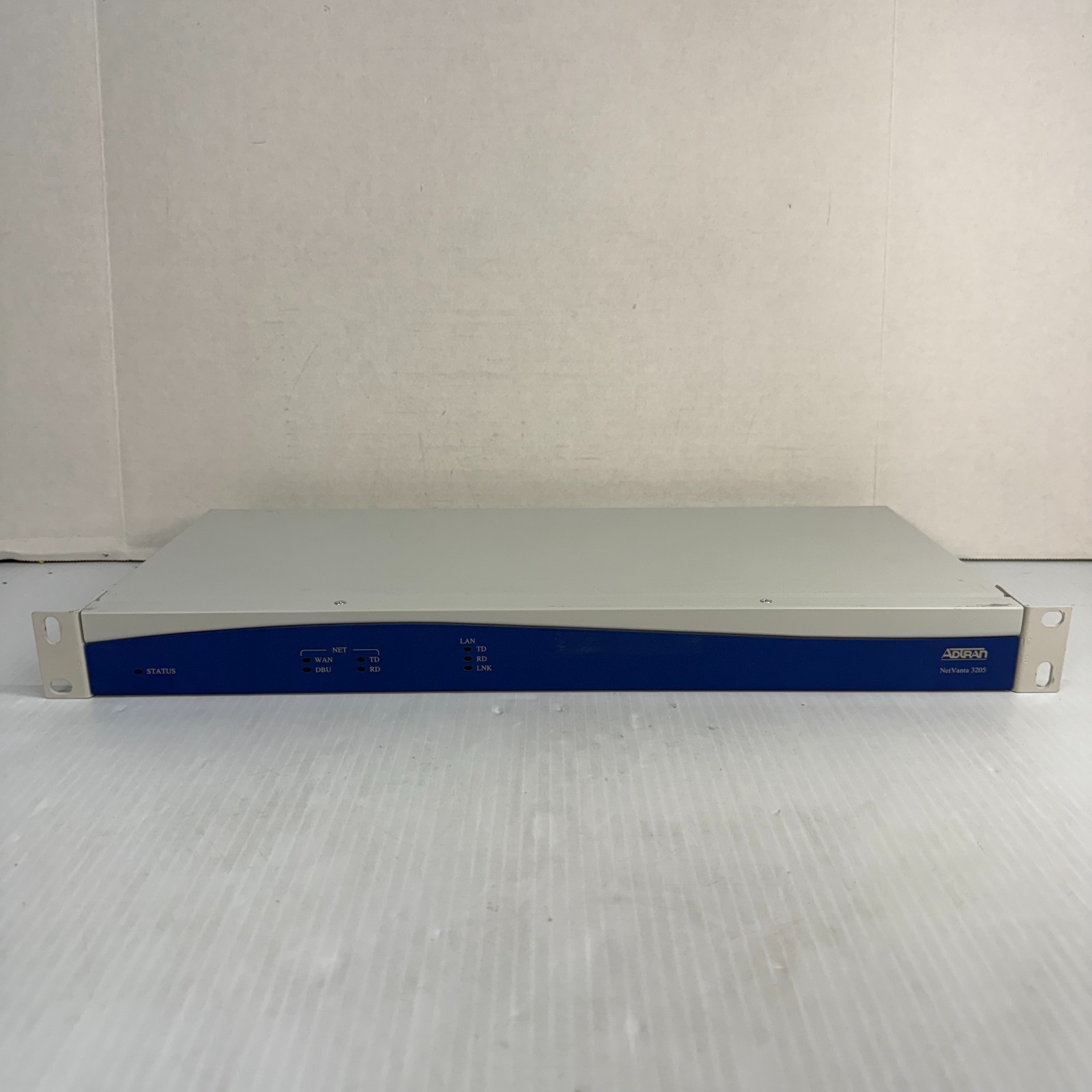 Adtran NetVanta 3205 Access Router Model 1200870L1 Tested Working