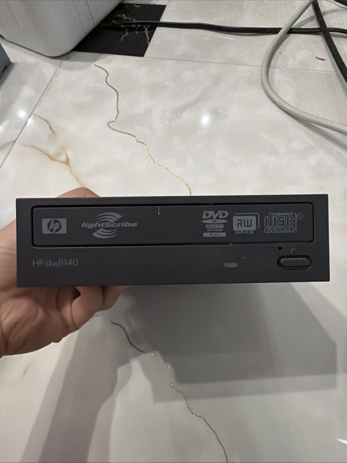 HP dvd1140 22X PATA Multiformat DVD Writer