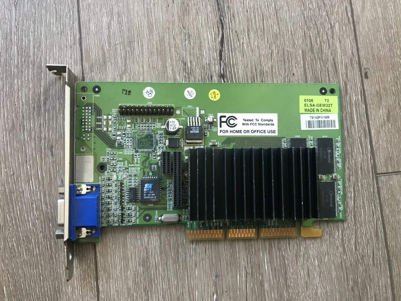 ELSA ELSA-GEM32T AGP 32MB ATX GLADIAC MX VIDEO GRAPHICS CARD WITH VGA OUTPUT