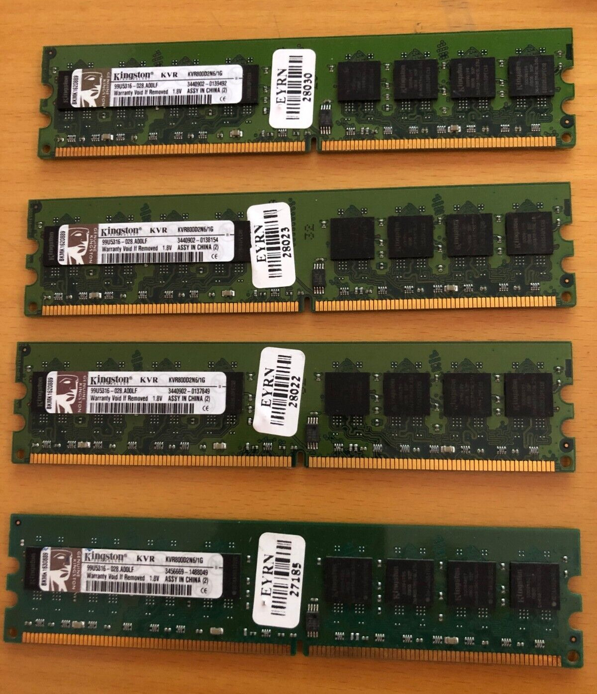 Kingston ValueRAM 1 GB DIMM 800 MHz PC2-6400 DDR2 Memory (KVR800D2N6/1G) X4