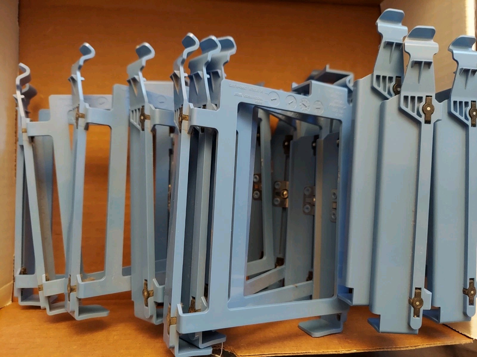 Bulk Lot Qty 10 YJ221 J844K 3.5" HDD Disk Drive Mount Tray Caddy  XPS Optiplex