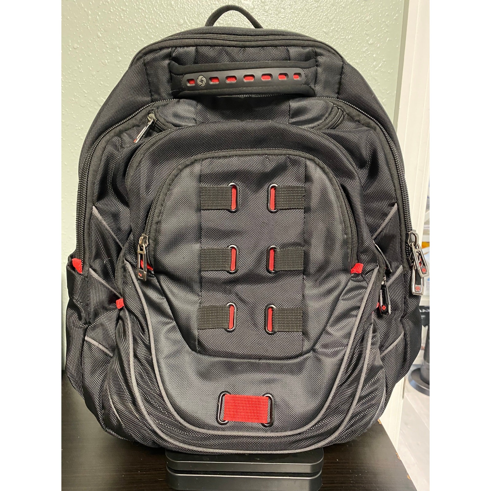 Samsonite Tectonic Nutech Carrying Case Backpack For 11" to 17" Laptops-NWOT