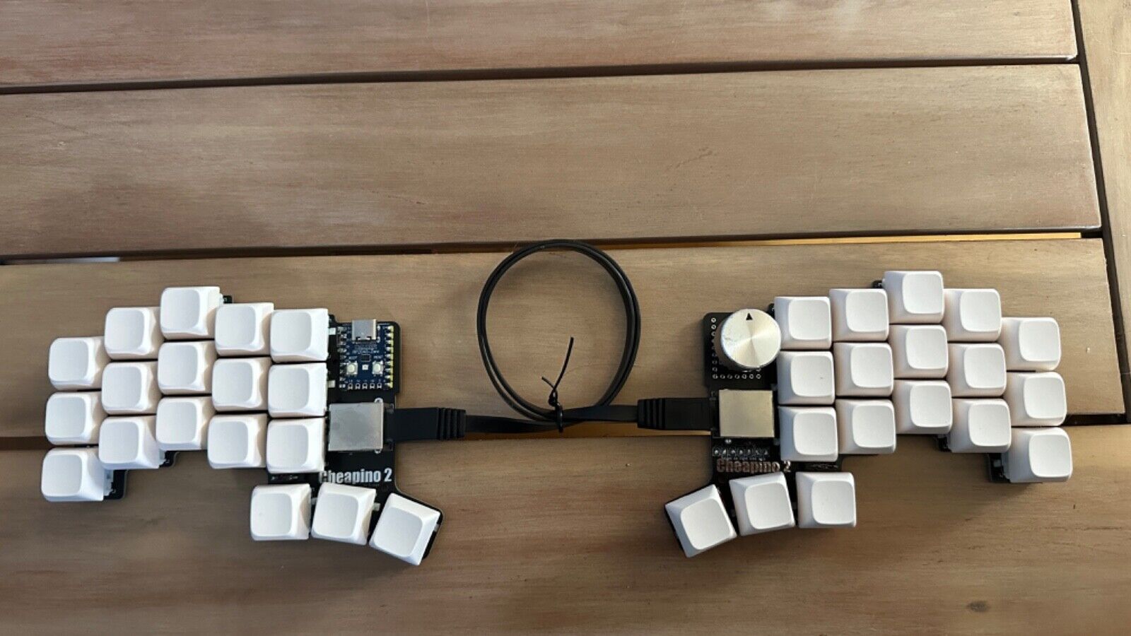 Assembled Cheapino V2 Custom Split Ergonomic Mechanical Keyboard - Ferris, Corne