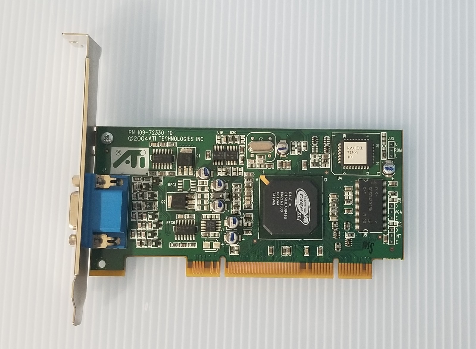 ATI Rage XL 8MB PCI PCI VGA Video Card 1027231410