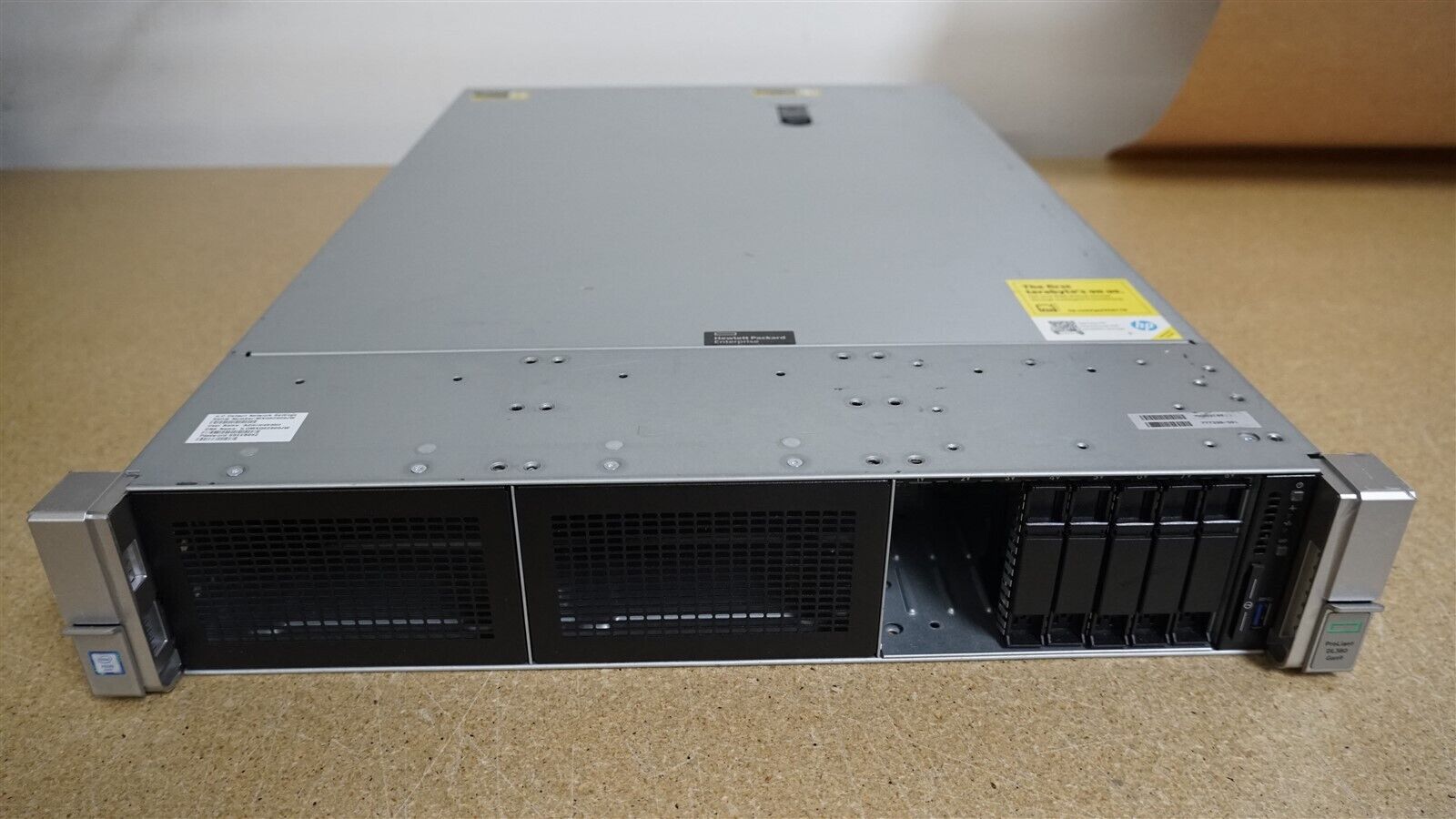 719064-B21 HP ProLiant DL380 Gen9 G9 8SFF Configure-to-order Server