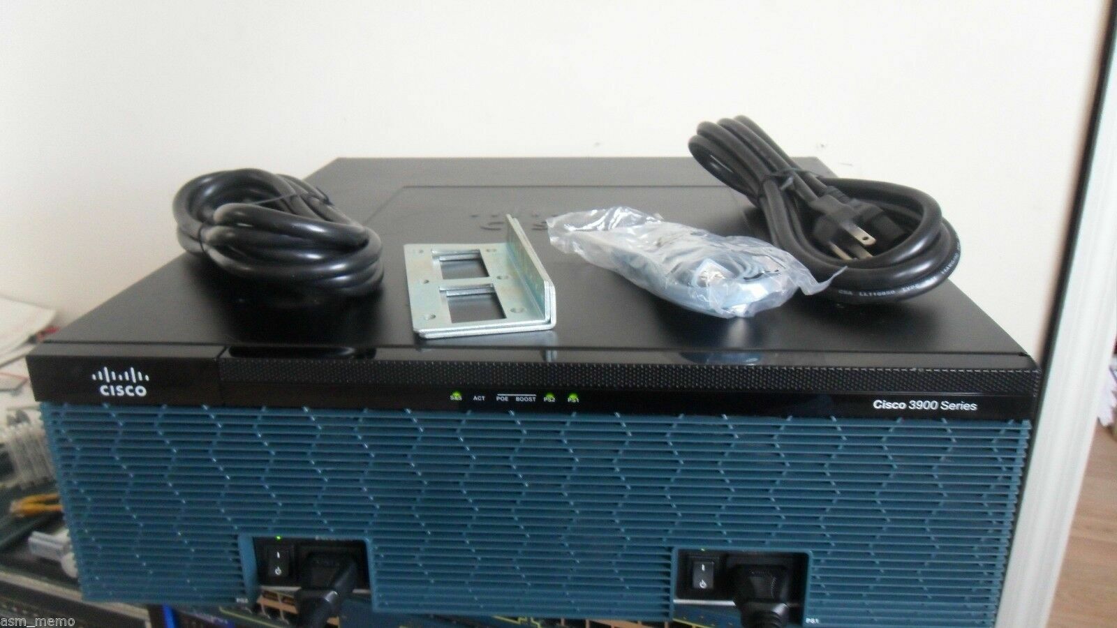 CISCO 3945E-V/K9 Gigabit Voice Router C3945E-V/K9  CME-12.0 PVDM3-64 DUAL AC PWR