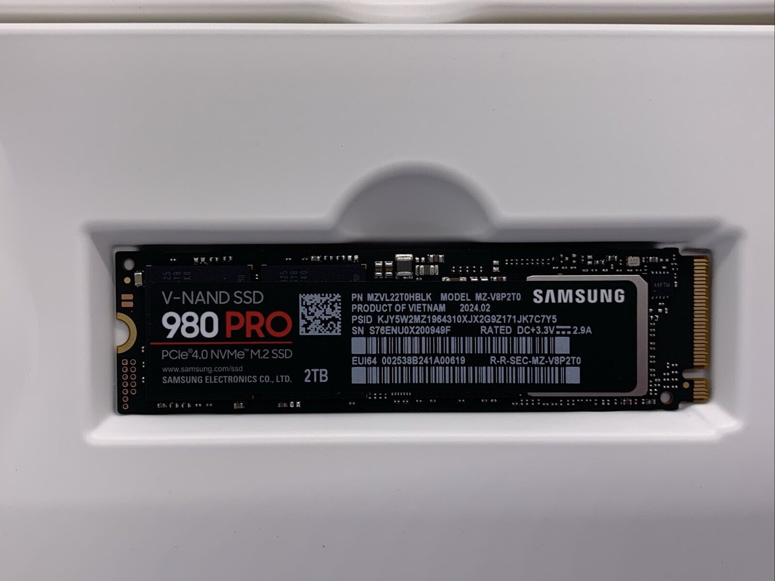 Samsung 980 PRO 2TB Internal Gaming SSD PCIe 4.0 NVMe